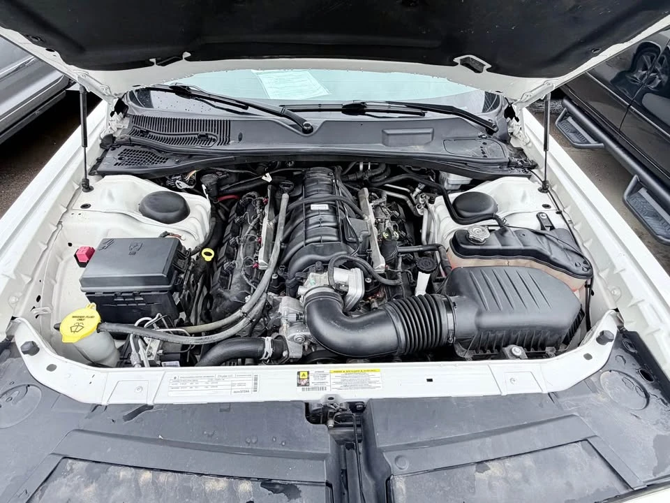 2009 Dodge Challenger 3rd Gen - Image 11 of 12