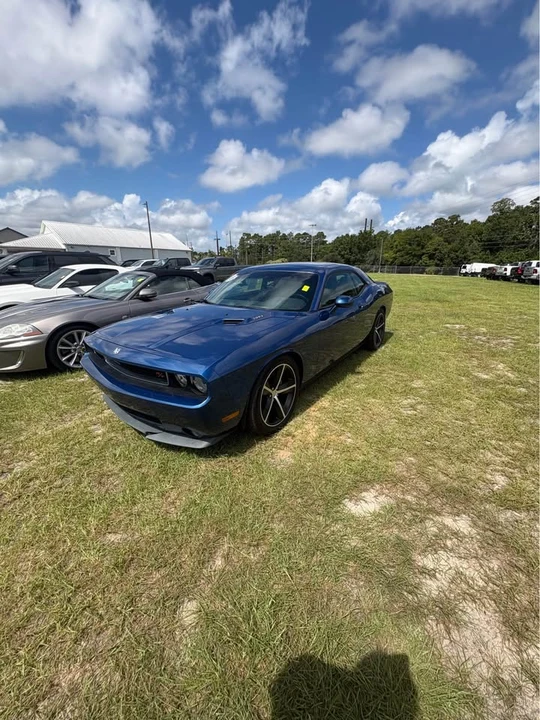 2009 Dodge Challenger 3rd Gen - Image 2 of 6