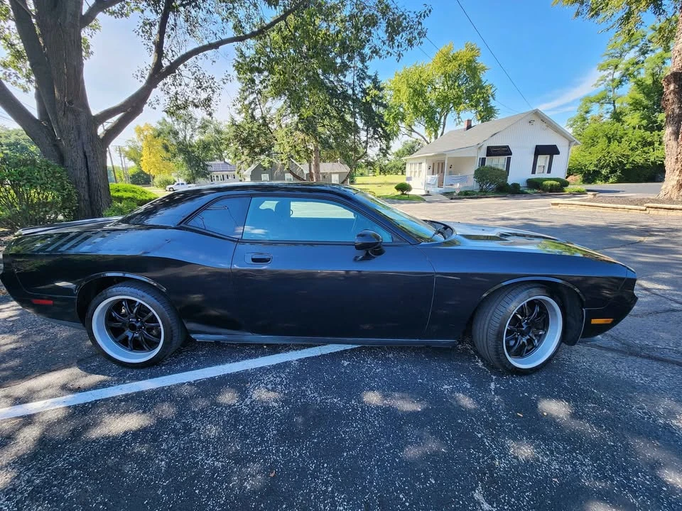 2009 Dodge Challenger 3rd Gen - Image 3 of 9