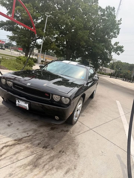 2009 Dodge Challenger 3rd Gen - Image 3 of 4