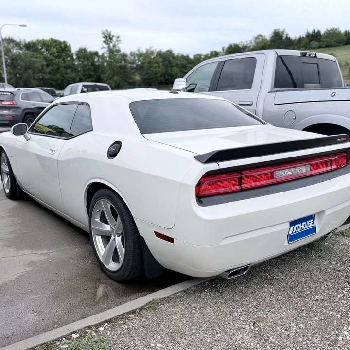 2009 Dodge Challenger 3rd Gen - Image 4 of 12