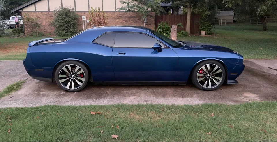 2009 Dodge Challenger 3rd Gen - Image 3 of 8