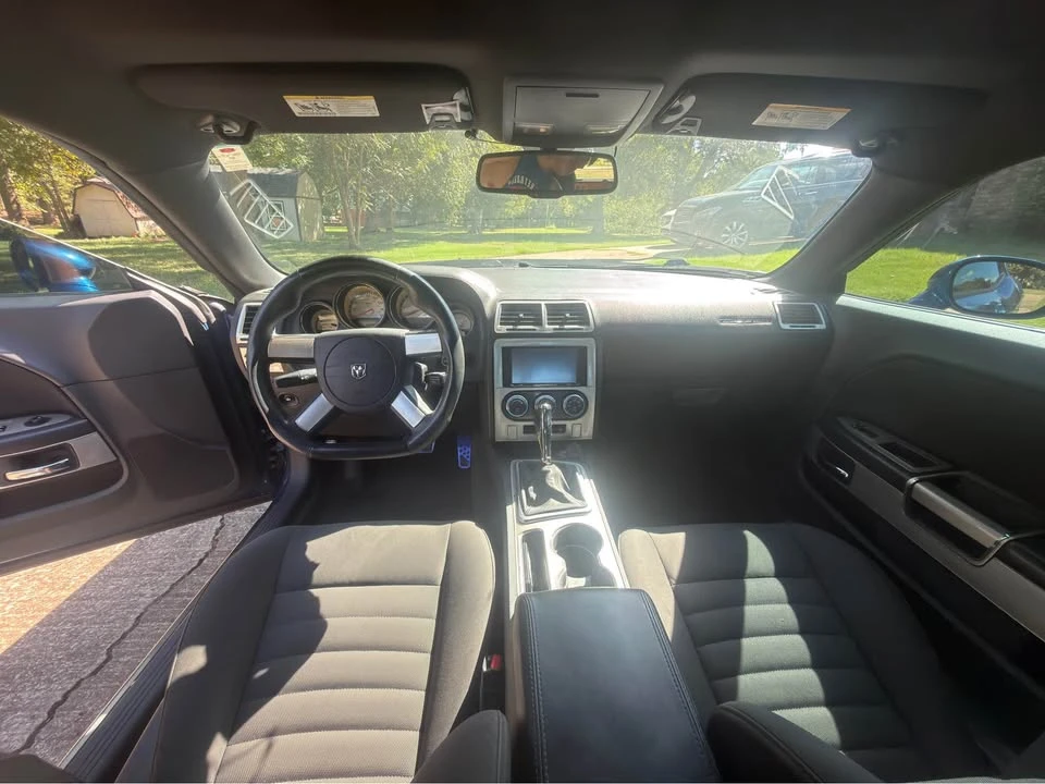2009 Dodge Challenger 3rd Gen - Image 7 of 8