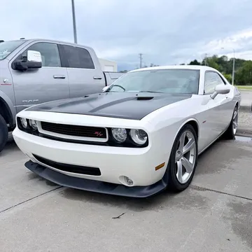 2009 Dodge Challenger R/T Coupe 2D