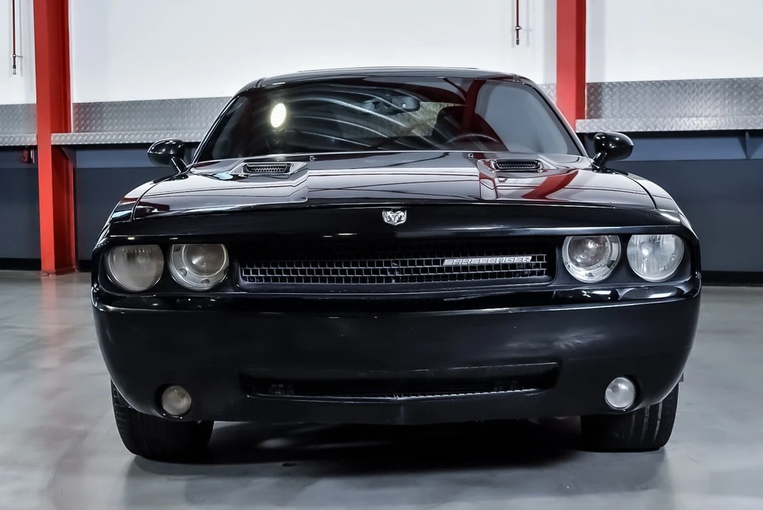 2009 Dodge Challenger 3rd Gen - Image 5 of 30