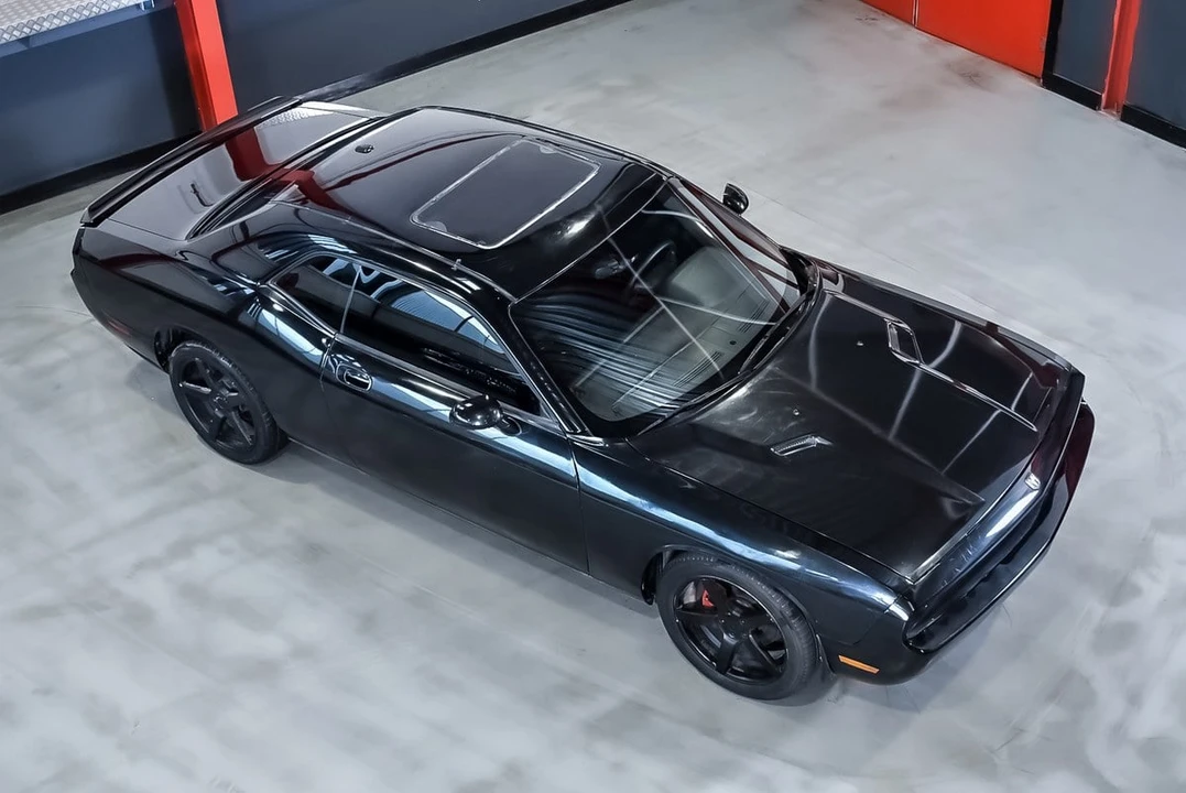 2009 Dodge Challenger 3rd Gen - Image 12 of 30