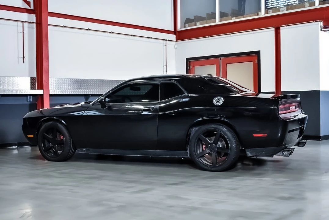 2009 Dodge Challenger 3rd Gen - Image 19 of 30