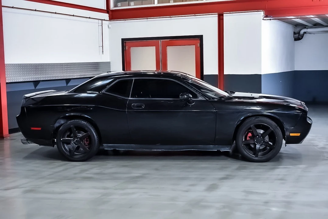 2009 Dodge Challenger 3rd Gen - Image 9 of 30