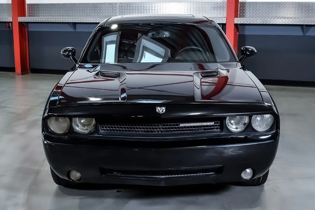 2009 Dodge Challenger 3rd Gen - Image 2 of 30