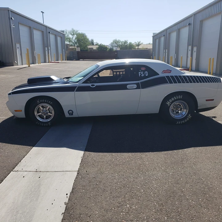 2009 Dodge Challenger 3rd Gen - Image 3 of 31