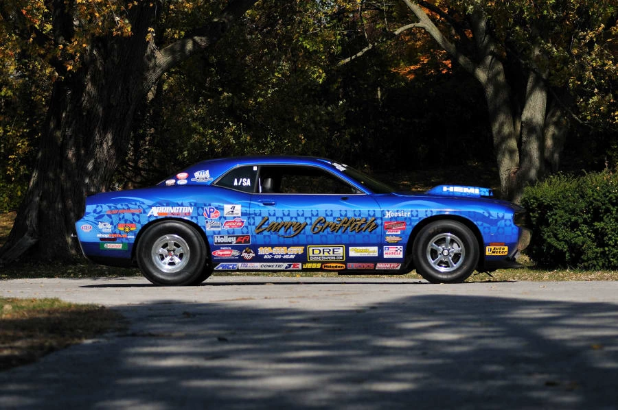 2009 Dodge Challenger 3rd Gen - Image 2 of 12