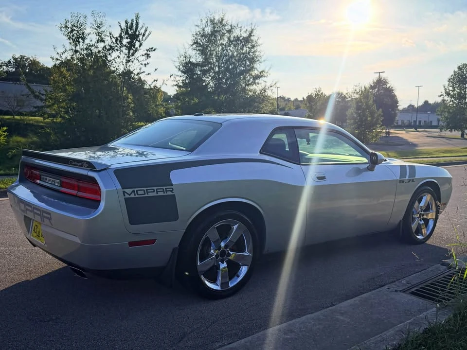 2009 Dodge Challenger 3rd Gen - Image 7 of 20