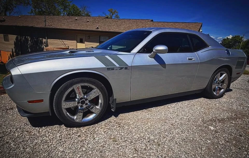 2009 Dodge Challenger 3rd Gen - Image 18 of 20