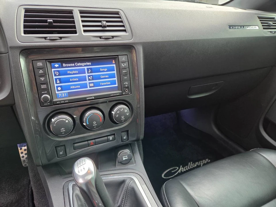 2009 Dodge Challenger 3rd Gen - Image 7 of 11