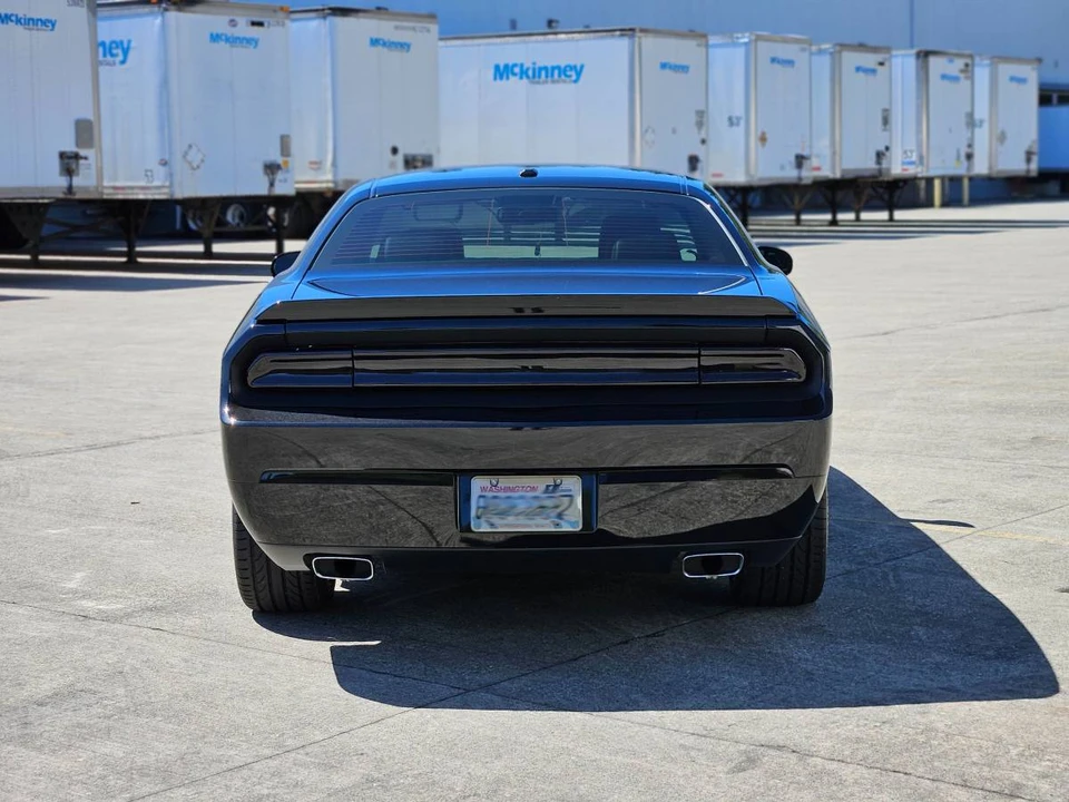 2009 Dodge Challenger 3rd Gen - Image 3 of 11