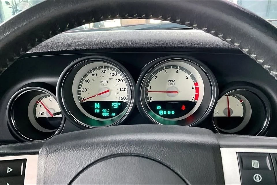 2009 Dodge Challenger 3rd Gen - Image 11 of 20