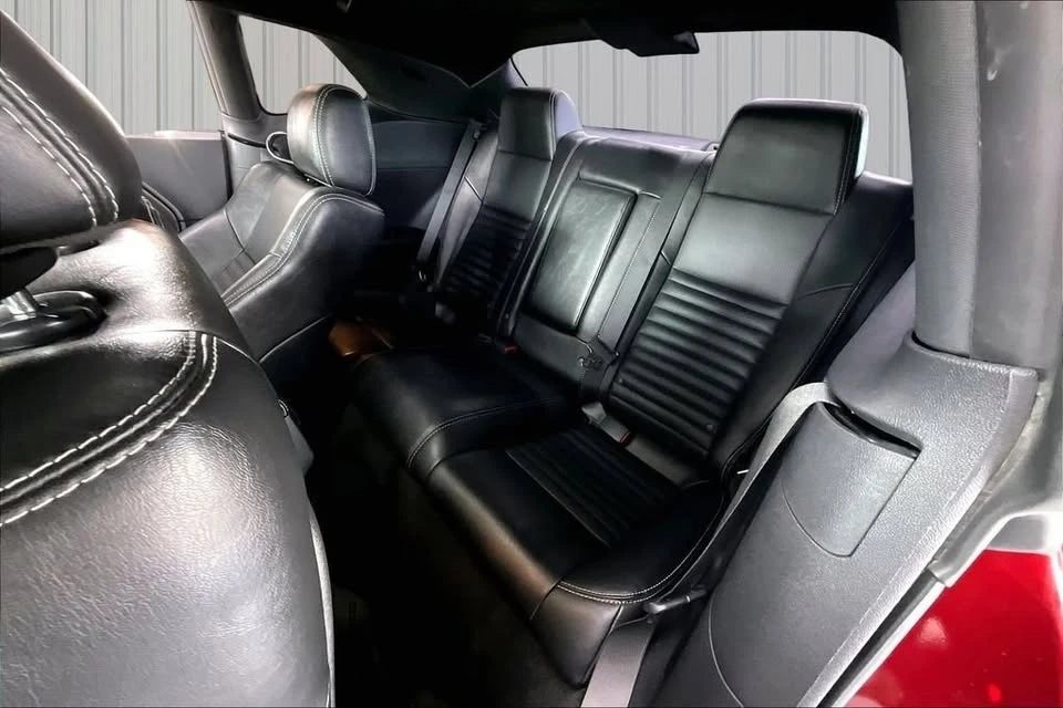 2009 Dodge Challenger 3rd Gen - Image 19 of 20