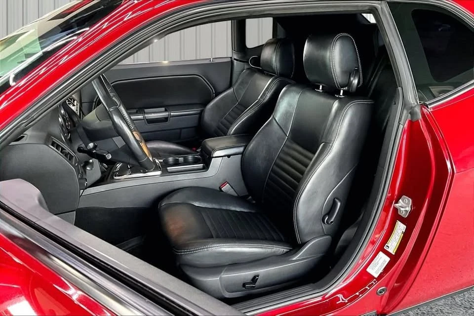 2009 Dodge Challenger 3rd Gen - Image 18 of 20
