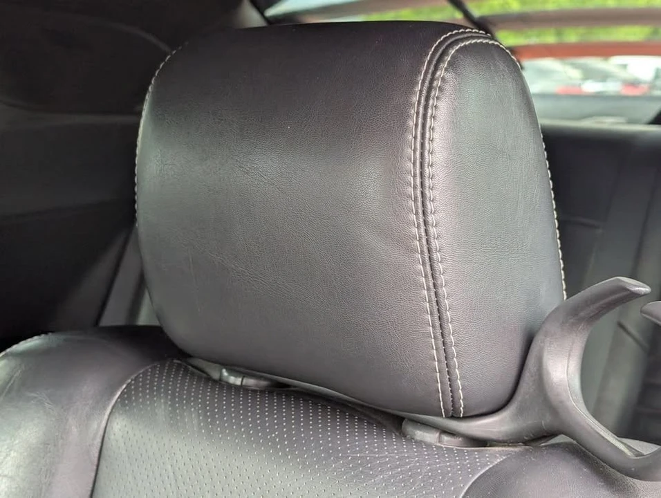 2009 Dodge Challenger 3rd Gen - Image 12 of 14