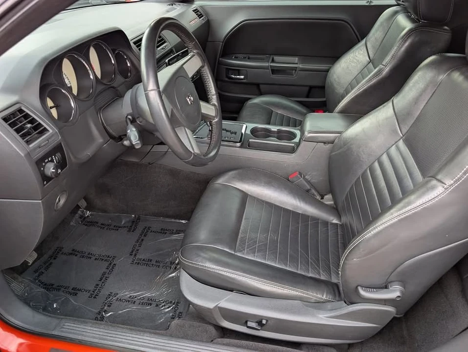 2009 Dodge Challenger 3rd Gen - Image 10 of 14