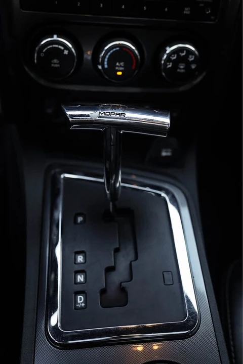 2009 Dodge Challenger 3rd Gen - Image 12 of 18