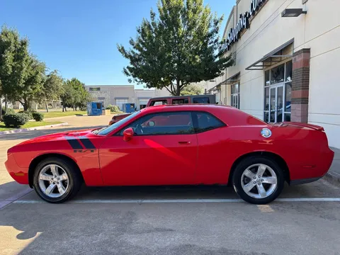 2009 Dodge Challenger R/T Plus Coupe 2D