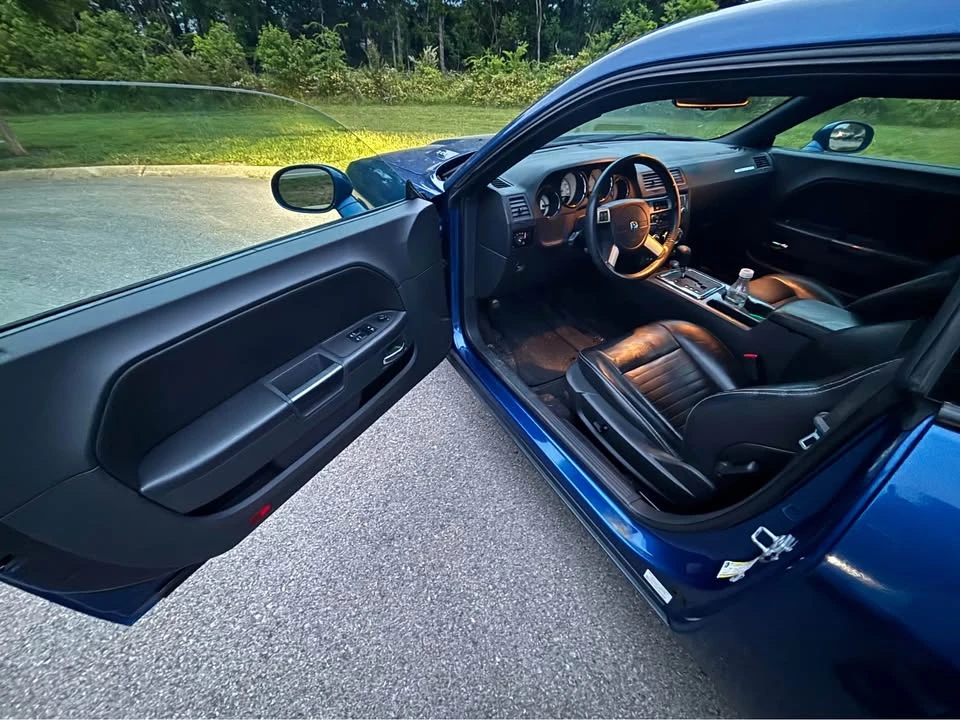 2009 Dodge Challenger 3rd Gen - Image 4 of 6