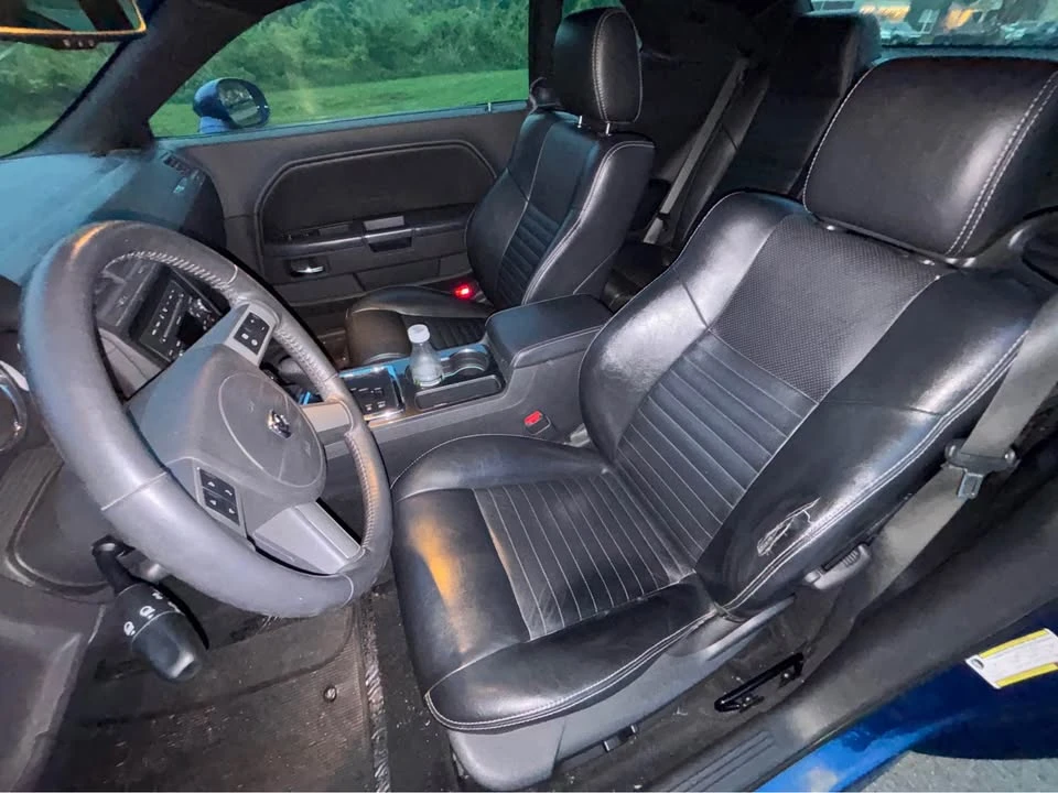 2009 Dodge Challenger 3rd Gen - Image 5 of 6