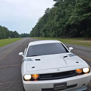 2009 Dodge Challenger R/T Plus Coupe 2D