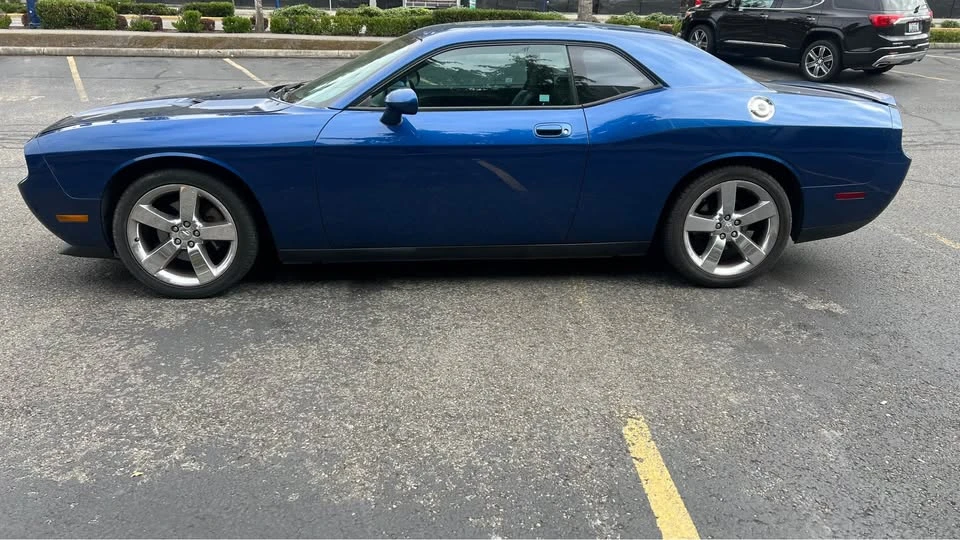 2009 Dodge Challenger 3rd Gen - Image 7 of 15