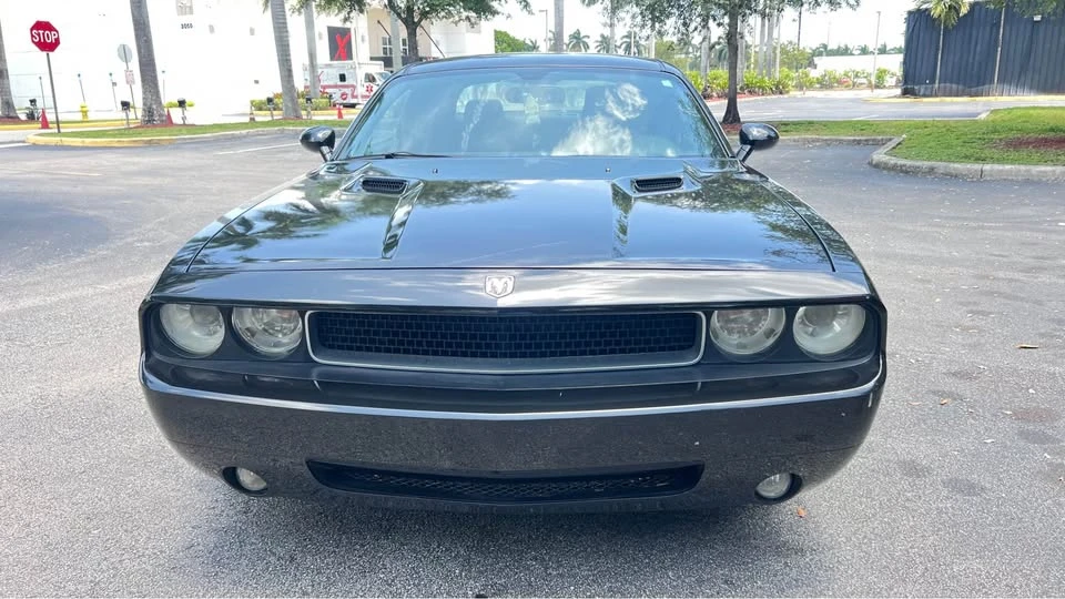 2009 Dodge Challenger 3rd Gen - Image 2 of 12