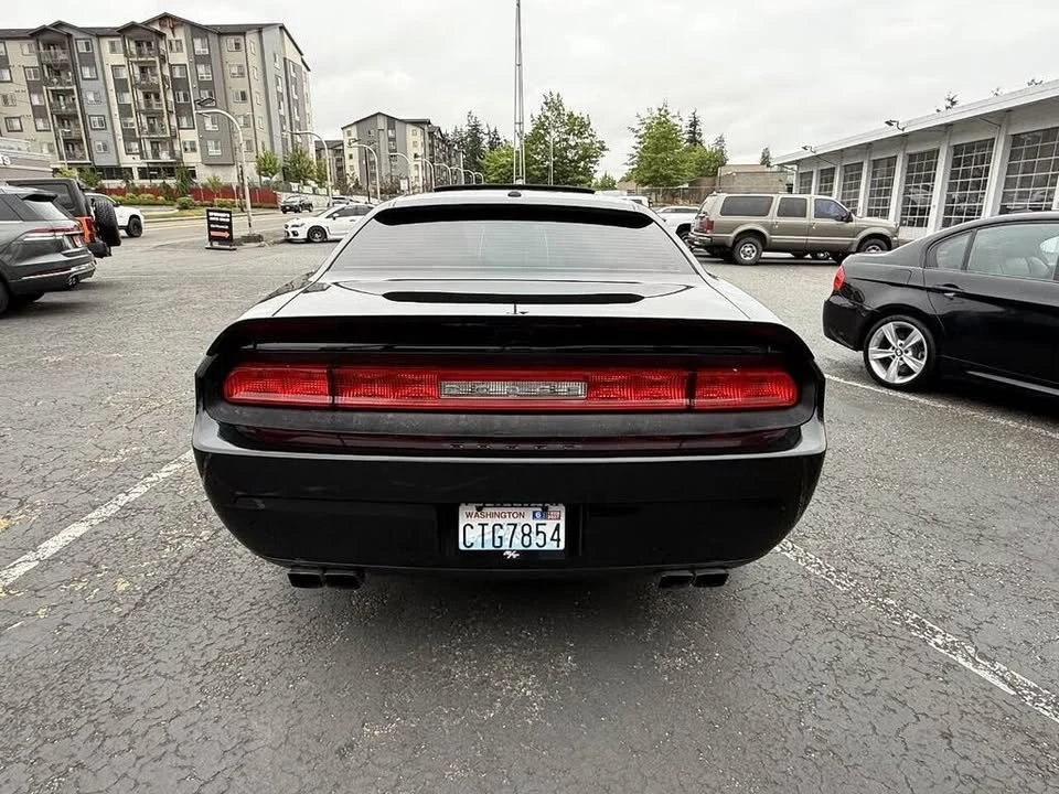 2009 Dodge Challenger 3rd Gen - Image 4 of 10