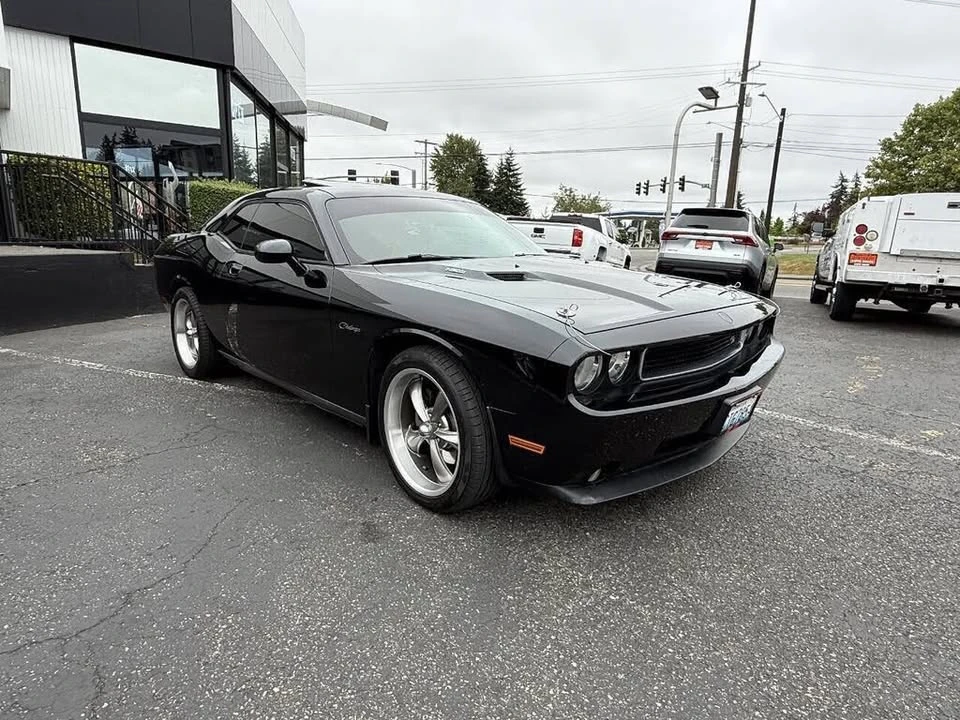 2009 Dodge Challenger 3rd Gen - Image 7 of 10