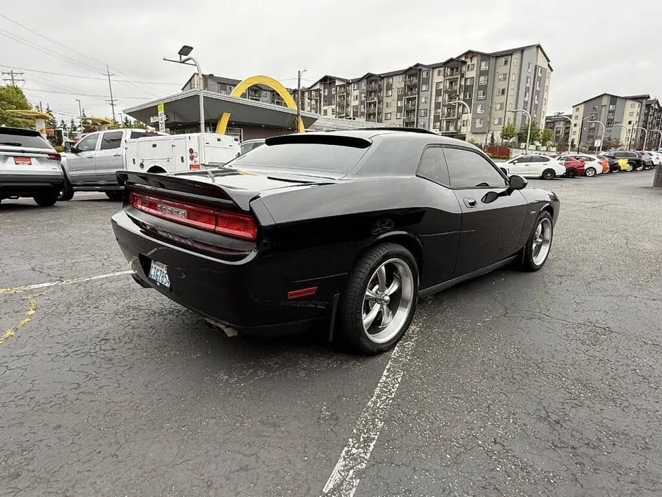 2009 Dodge Challenger 3rd Gen - Image 6 of 10