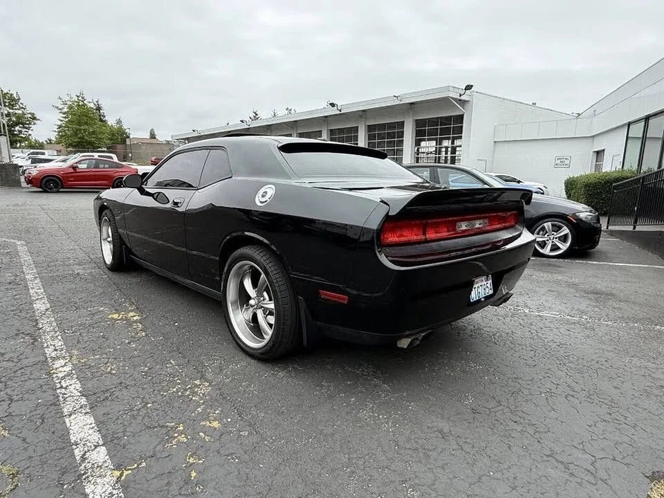 2009 Dodge Challenger 3rd Gen - Image 3 of 10