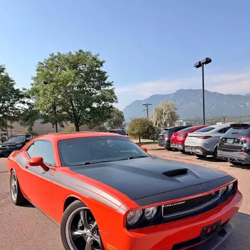 2009 Dodge Challenger R/T Scat Pack Coupe 2D