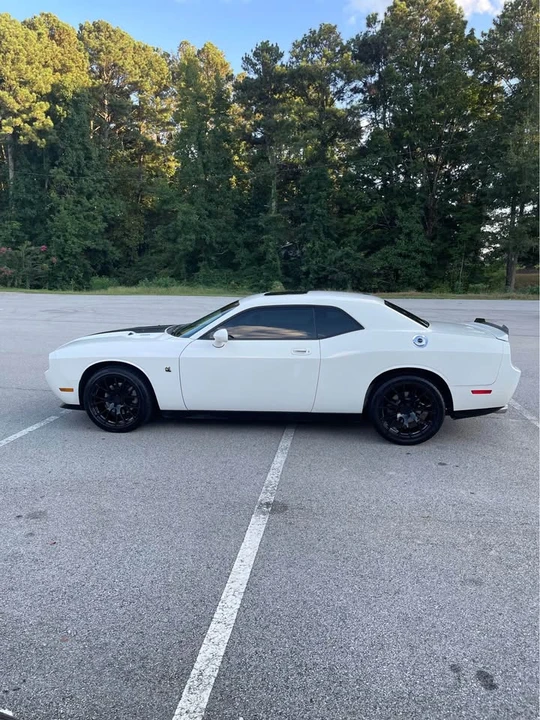 2009 Dodge Challenger SRT8 & 392 3rd Gen - Image 7 of 19
