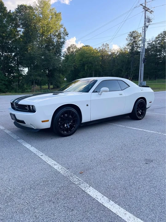 2009 Dodge Challenger SRT8 & 392 3rd Gen - Image 8 of 19