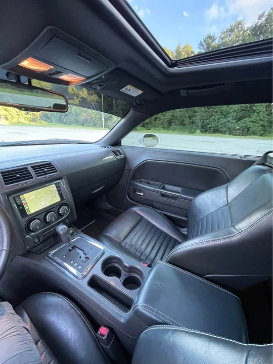 2009 Dodge Challenger SRT8 & 392 3rd Gen - Image 12 of 19