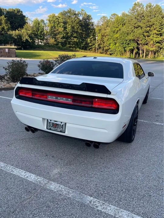 2009 Dodge Challenger SRT8 & 392 3rd Gen - Image 6 of 19