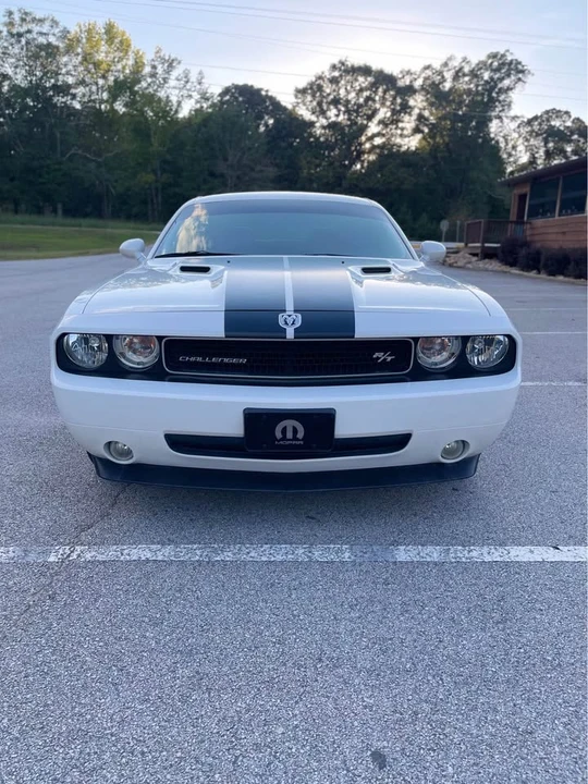 2009 Dodge Challenger SRT8 & 392 3rd Gen - Image 13 of 19