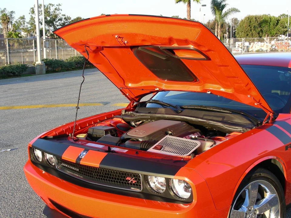 2009 Dodge Challenger 3rd Gen - Image 8 of 14