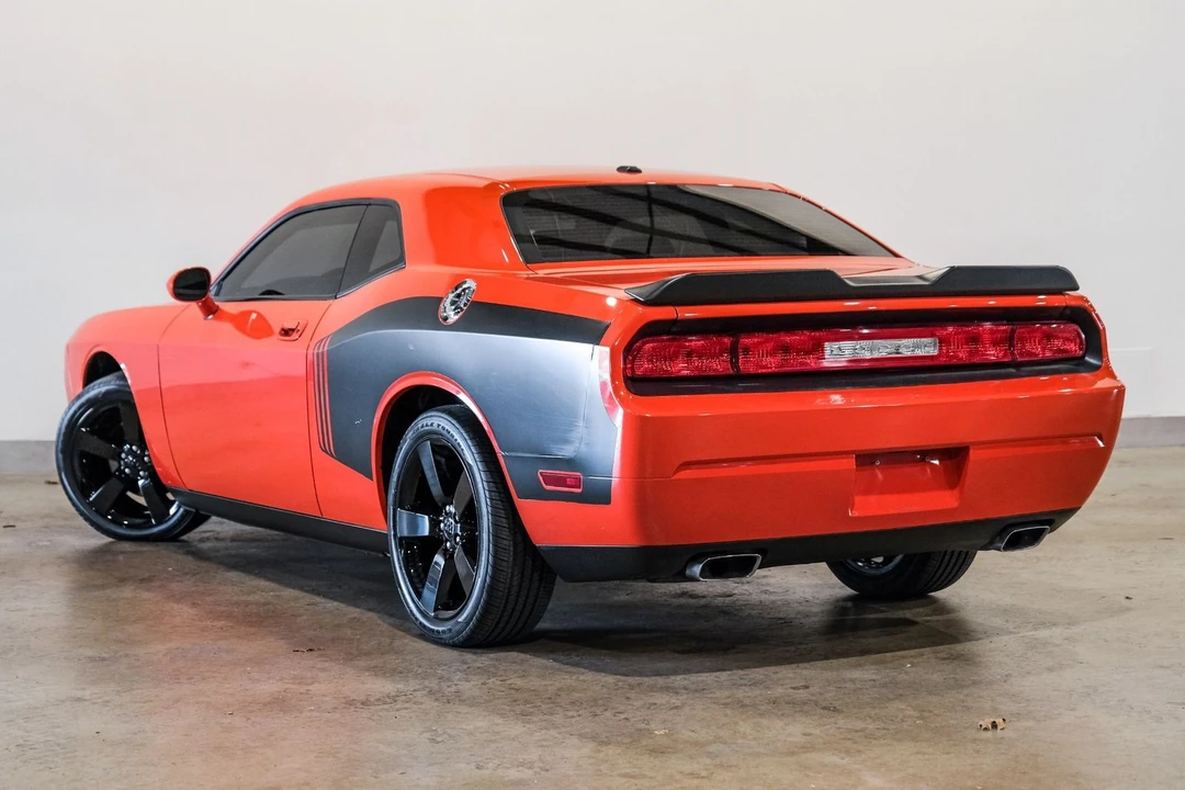 2009 Dodge Challenger 3rd Gen - Image 8 of 12