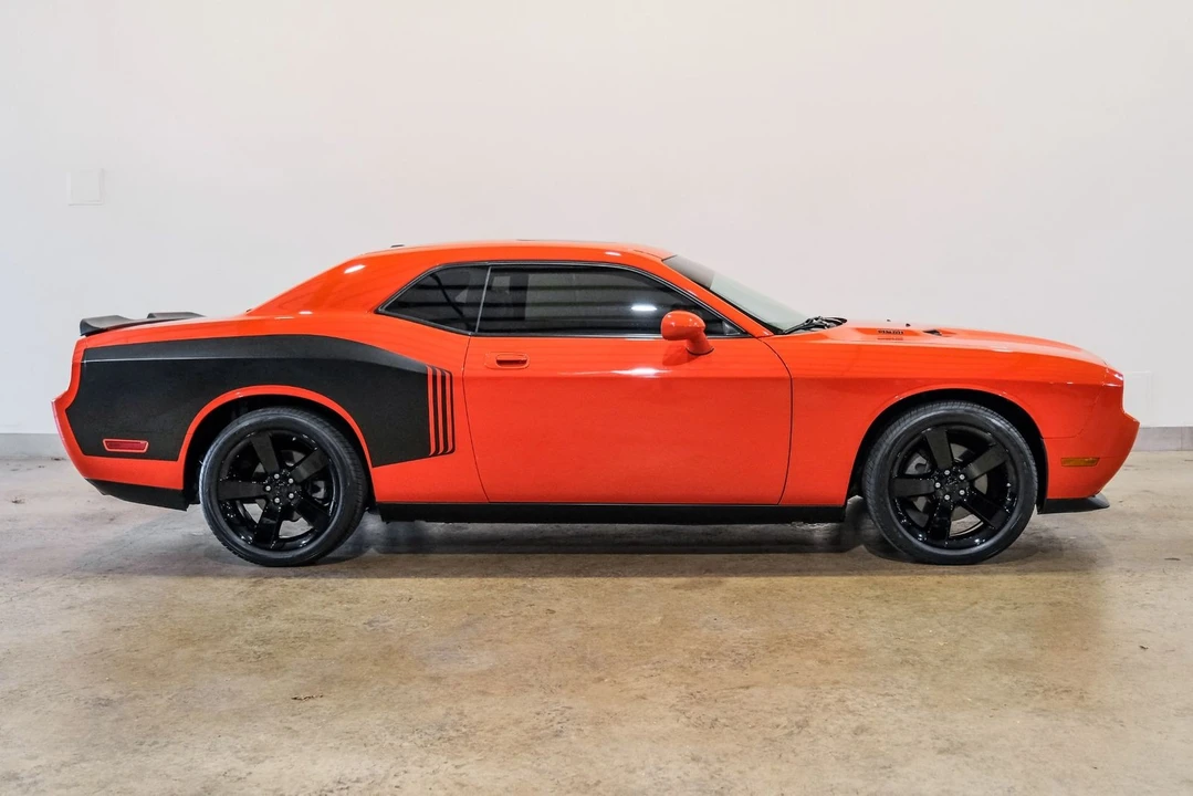 2009 Dodge Challenger 3rd Gen - Image 7 of 12
