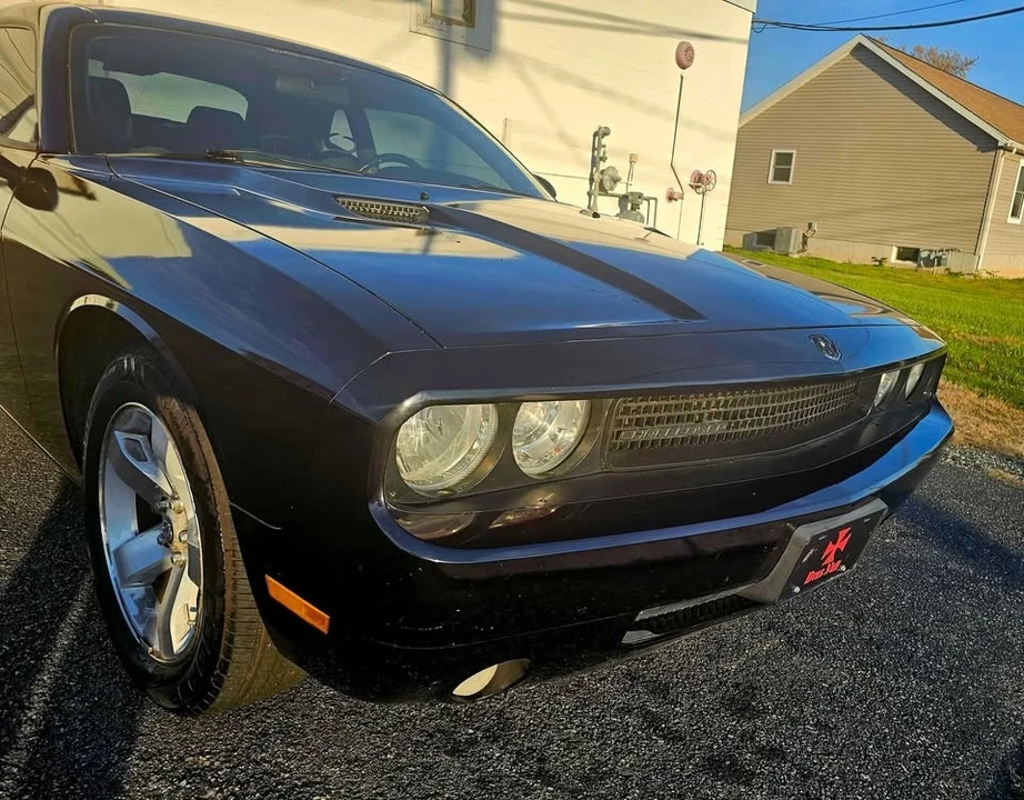 2009 Dodge Challenger 3rd Gen - Image 7 of 10