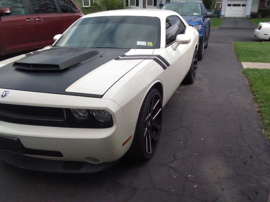 2009 Dodge Challenger 3rd Gen - Image 4 of 7