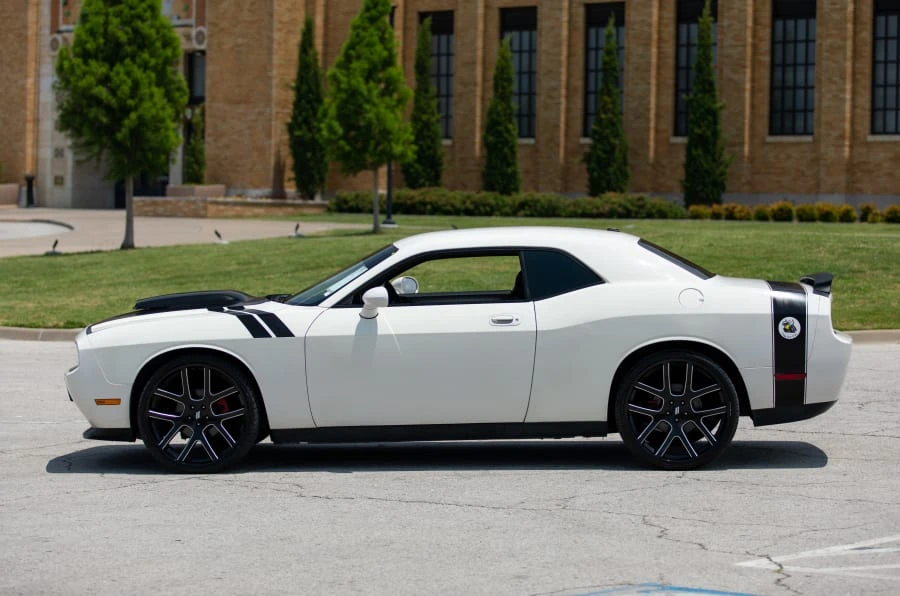2009 Dodge Challenger 3rd Gen - Image 2 of 23