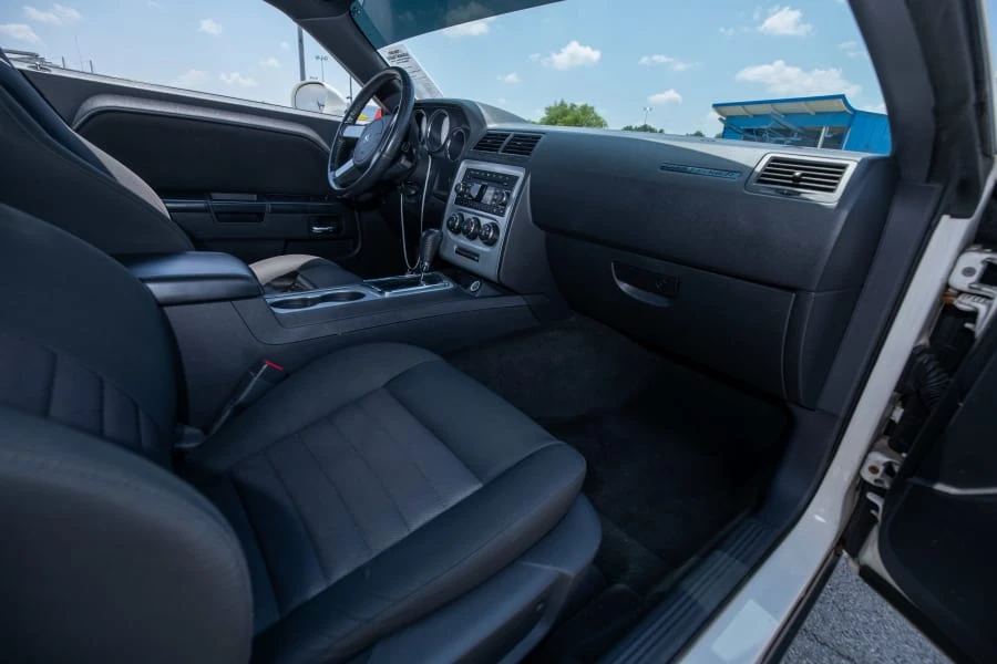 2009 Dodge Challenger 3rd Gen - Image 18 of 23