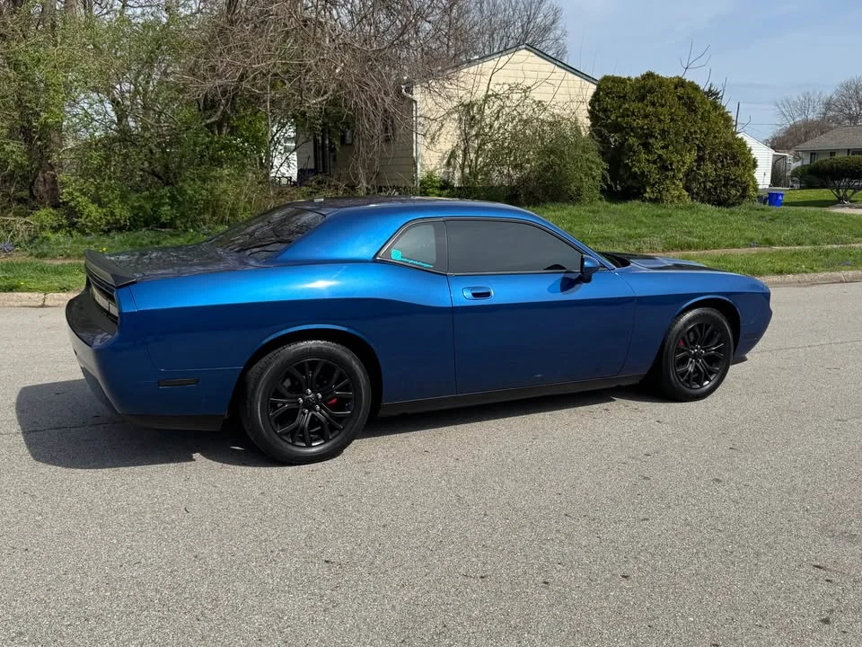2009 Dodge Challenger 3rd Gen - Image 2 of 15