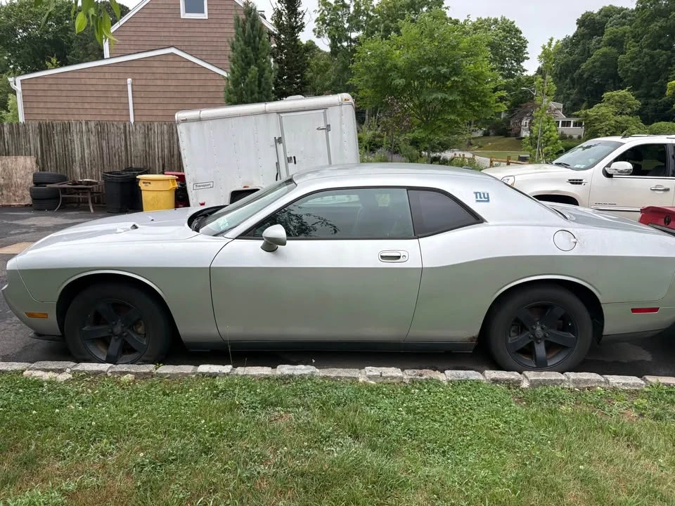 2009 Dodge Challenger 3rd Gen - Image 2 of 4